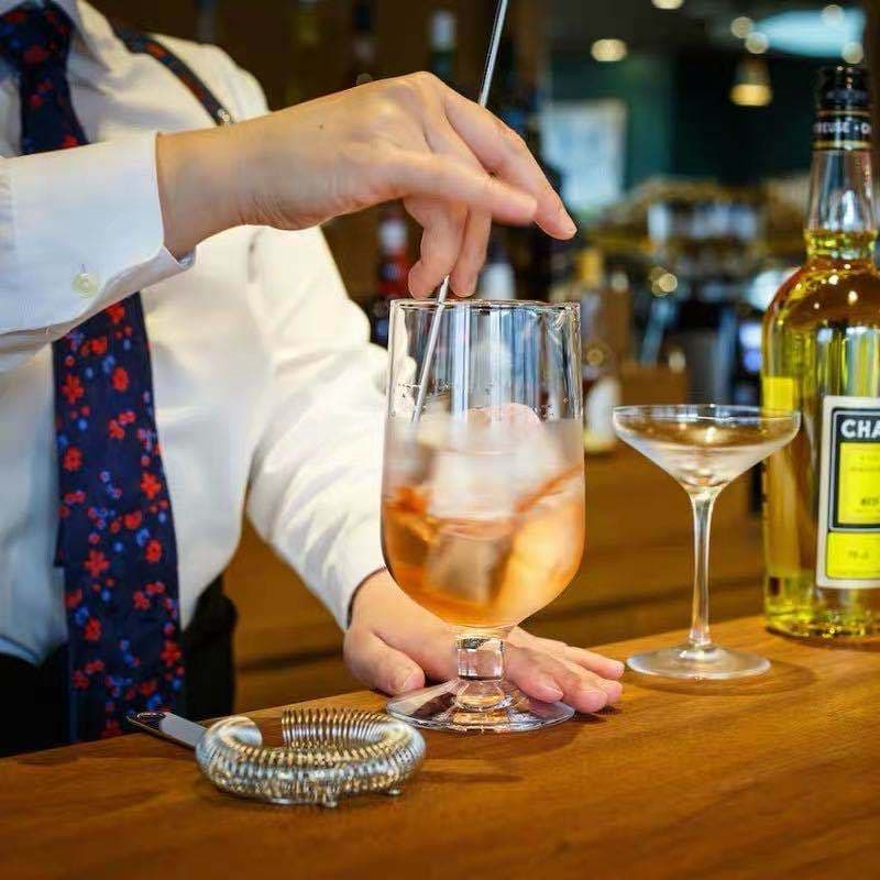 Tall Crystal Cocktail Mixing Glass for Bartenders
