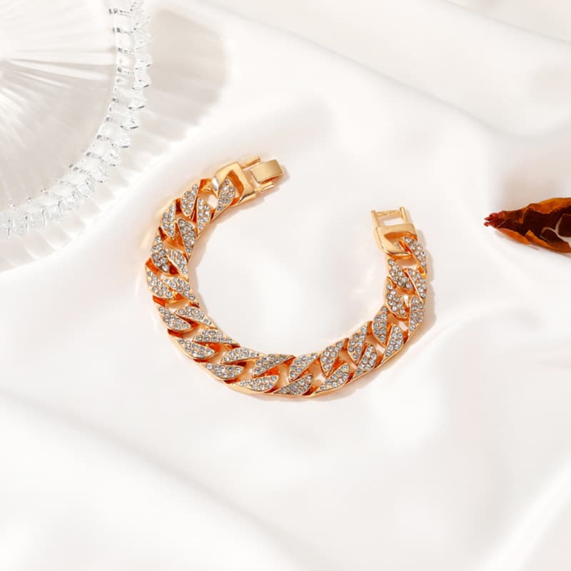 Cuban Link Bracelet with Flat Buckle Detail