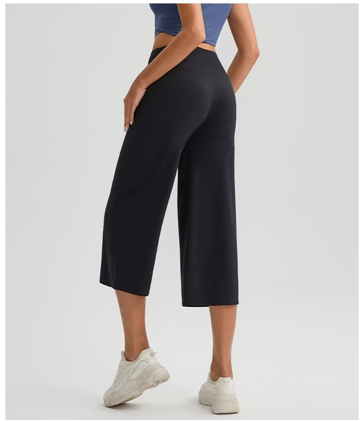 New Comfortable Loose-fit Yoga Capri Pants For Women