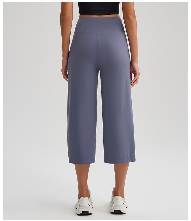 New Comfortable Loose-fit Yoga Capri Pants For Women