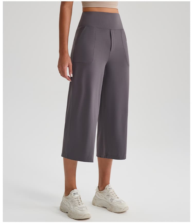 New Comfortable Loose-fit Yoga Capri Pants For Women