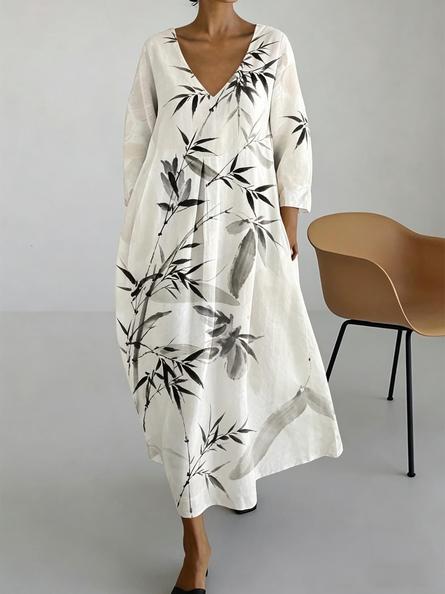 New V-neck Printed Dress — CVLYQ264280000445 color-M