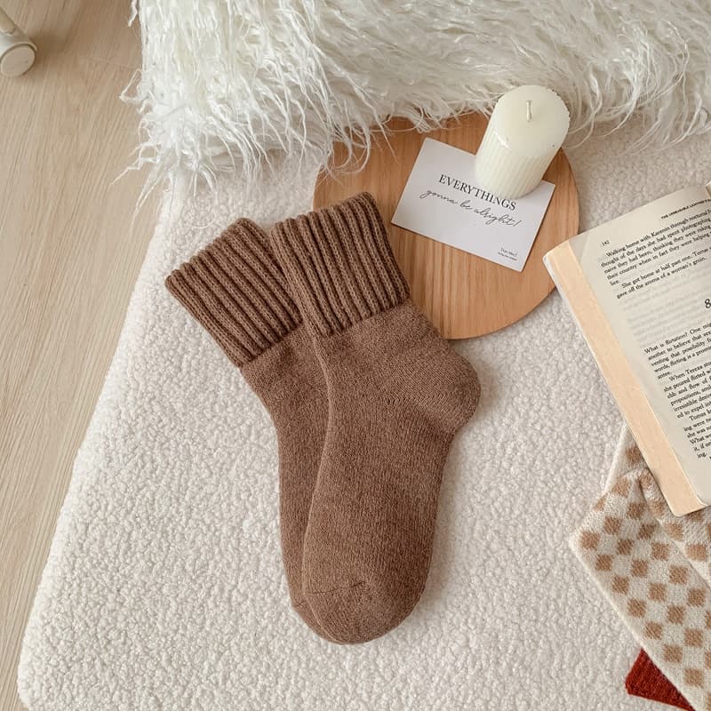 Womens Mid-calf Terry Socks For Fall And Winter — Camel-Free Size